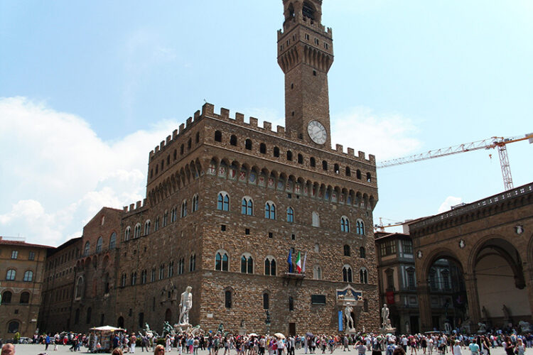 Firenze, palazzo della signoria, visita guidata al centro politco della città. Itinerario per adulti e studenti.