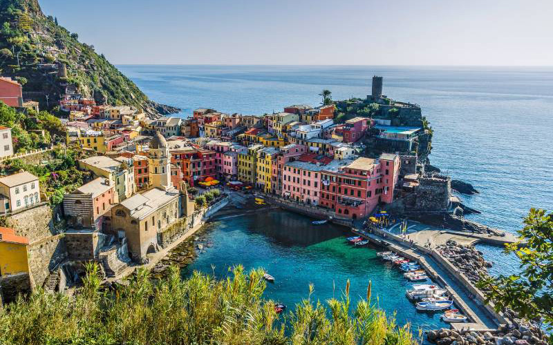 cinque terre, vernazza veduta panoramica